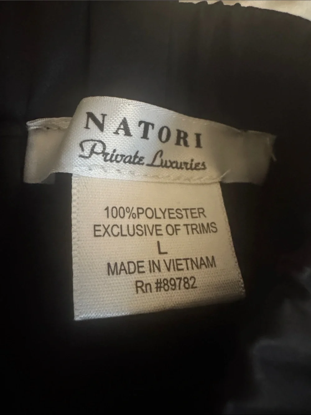 Natori luxurious black